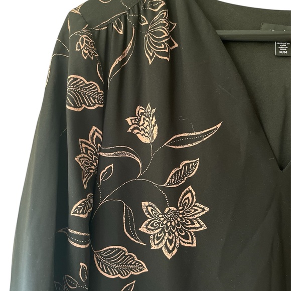 Le Château Mid-Length Floral Dress - Picture 4 of 11